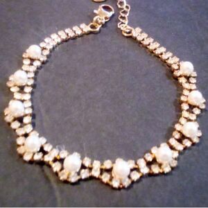 Delicate Gold Tone Rhinestone and Faux Pearl Bracelet